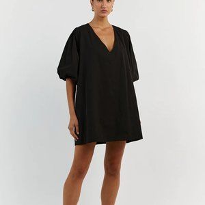 NWT! SKYLAR BLACK COTTON SMOCK DRESS